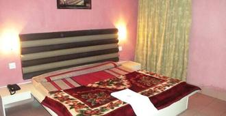 Hotel Bawa Palace - Agra - Bedroom