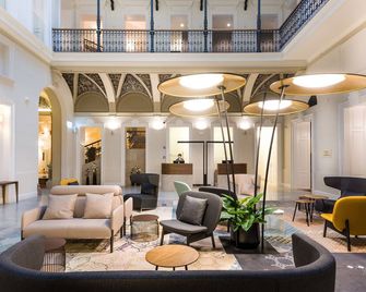 Hotel Moments Budapest - בודפשט - לובי