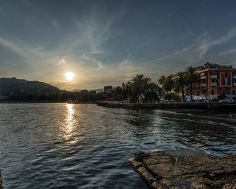 Hotel Italia e Lido Rapallo - Rapallo - Vista del exterior