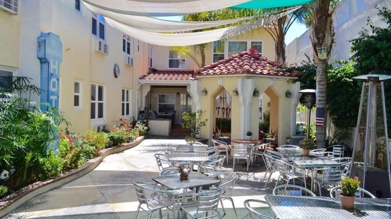 El Primero Boutique Hotel