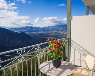 V Hotel Delphi - Delphi - Balcon