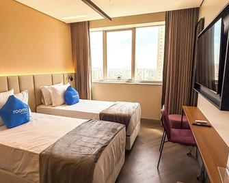 Roomo Transamerica Goiânia Orion - Goiânia - Habitación