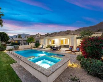 Casa Alegre Desert Oasis w Pool Spa Firepit - La Quinta - Pool