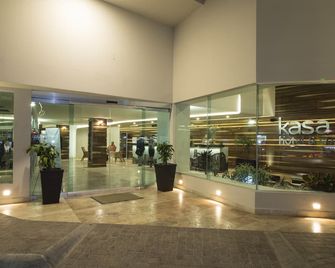 Kasa Hotel & Suites - Irapuato - Lobi