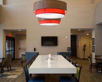 Hampton Inn & Suites Mckinney - McKinney - Reception