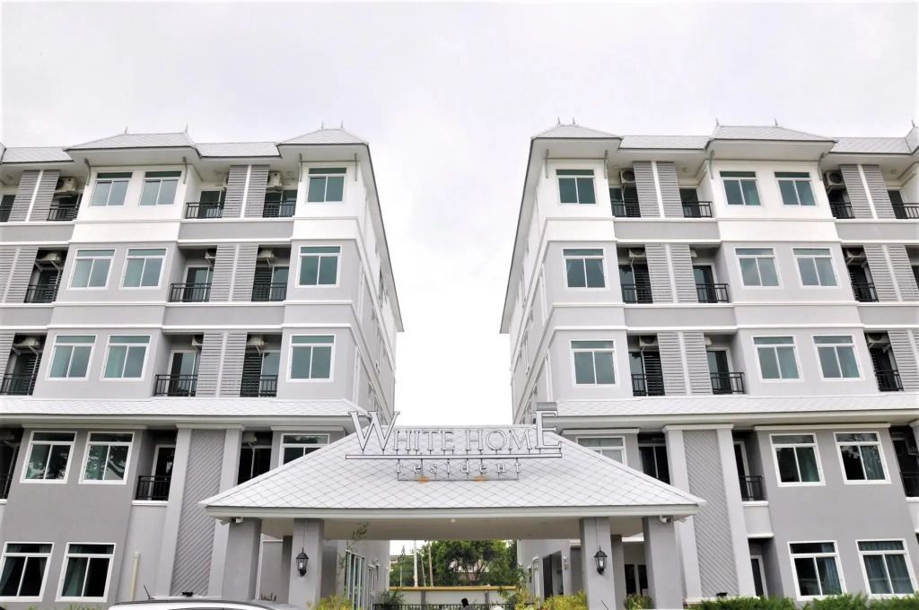 White Home Residence - בנגקוק - בניין