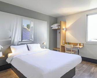 B&B HOTEL Orange - אורנג' - חדר שינה