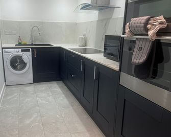 Central 1 Bed Apartment - Sleeps 2 with Wifi - Wellingborough