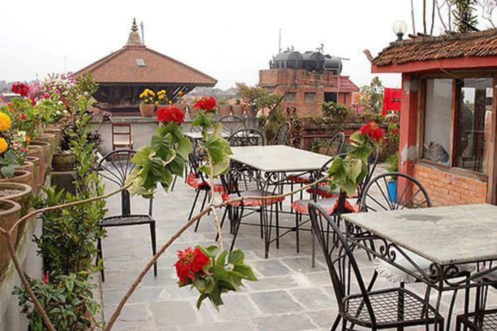 Golden Gate Guest House - Bhaktapur - Patio