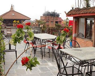 Golden Gate Guest House - Bhaktapur - Patio