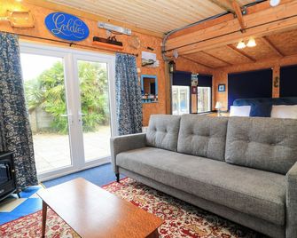 The Games Room - Chichester - Living room