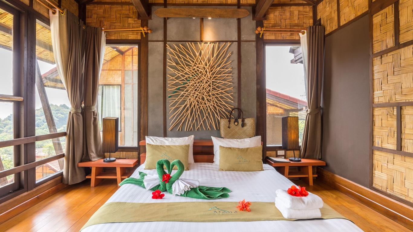 ألاما سي فيليدج ريزورت