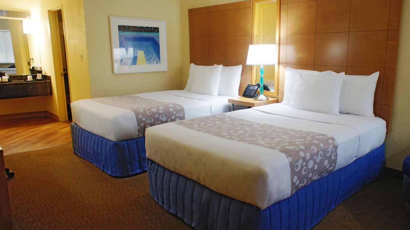 La Quinta by Wyndham Fort Lauderdale Pompano Beach