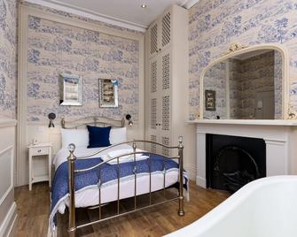 Bower House - London - Bedroom