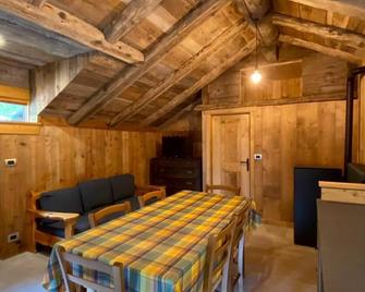 Grenier Barrel - Valgrisenche - Comedor