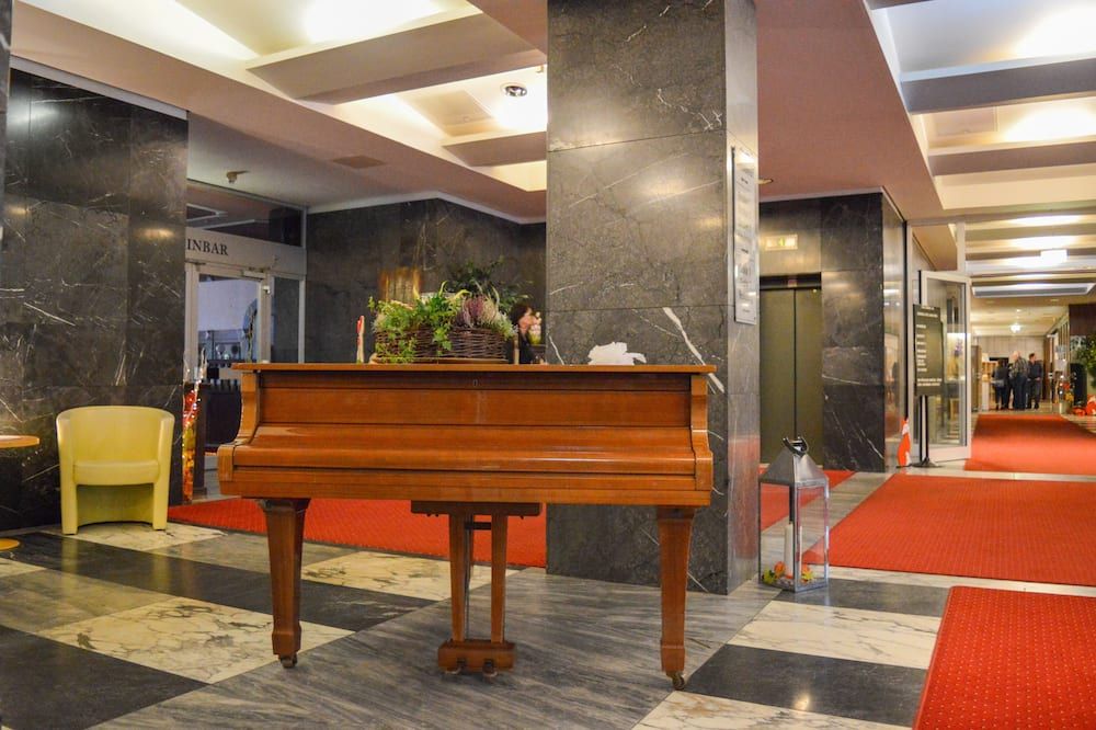 Carea Residenz Hotel Harzhöhe - גוסלאר - לובי