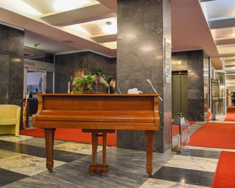 Carea Residenz Hotel Harzhöhe - גוסלאר - לובי