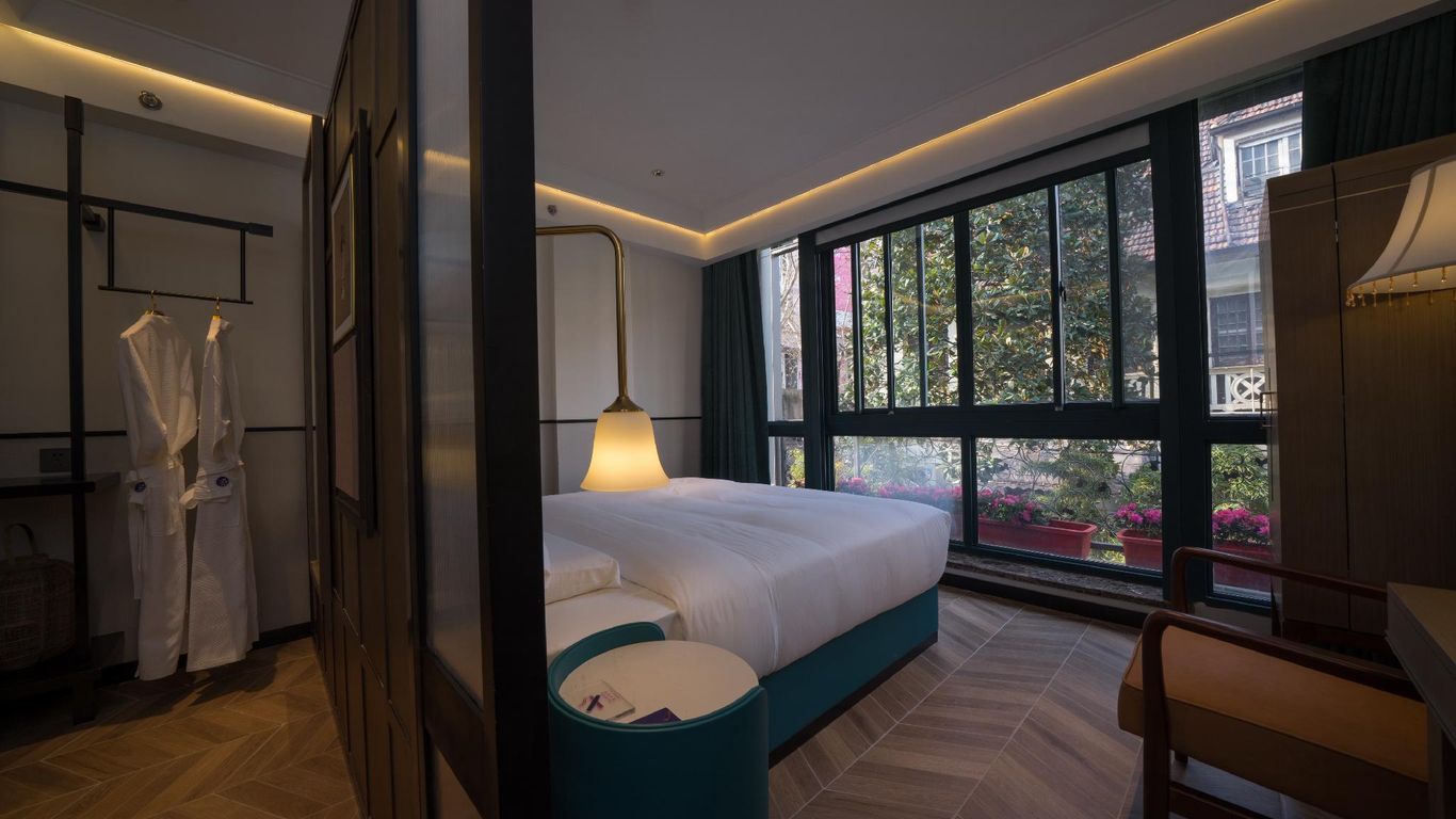 Shanghai Huaihai Mansion