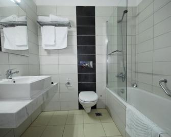 Casa Mikele By Sarikas - Sea Side Suites And Studios -Adults Only - Faliraki