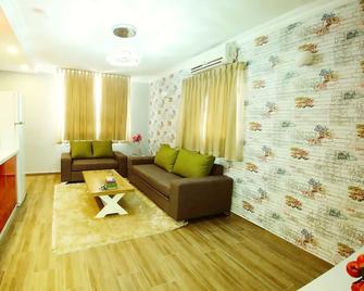 City Apartments - Eilat - Living room