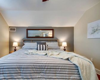 McIver's Cozy Cottage Suite Close to Downtown (Permit #11913034300) - Nashville - Habitación