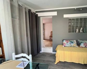 Le Mazet du Domiel - Causse-de-la-Selle - Living room
