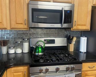 Stunning 3bd Townhome/Ballantyne - Charlotte - Cocina