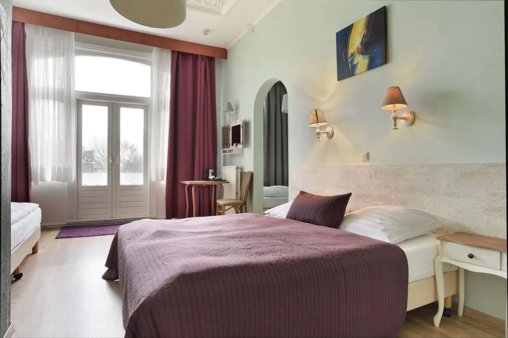 فندق كوريل - لاهاي - غرفة نوم