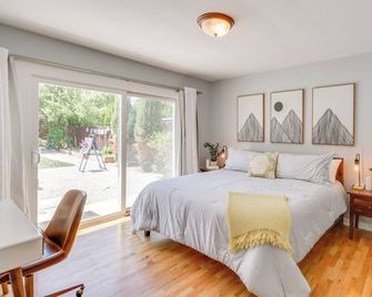 24 Mi to Slopes! Family Reno Home w/ Outdoor Oasis - Reno - Habitación
