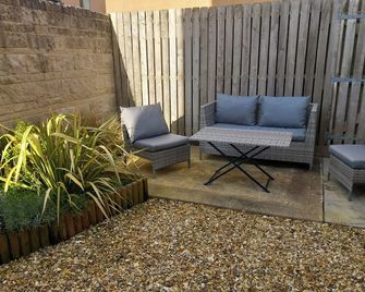 Olympic Cottage - Isle of Portland - Patio