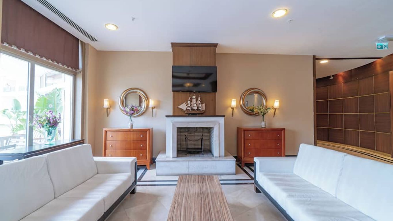 Pineta Park Deluxe Hotel