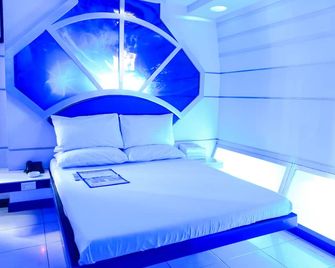 Astrotel Monumento - Caloocan - Quarto