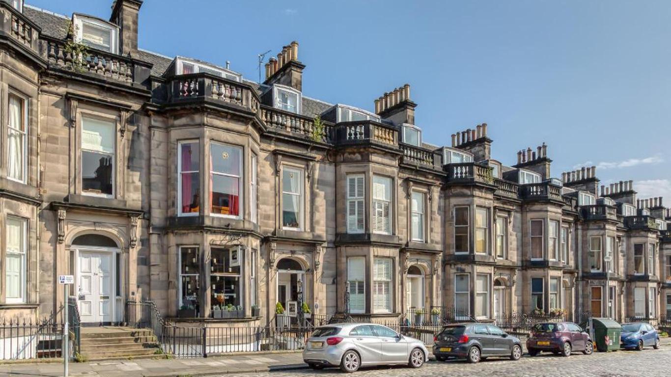 No32 Hotel
