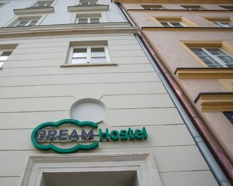 Safestay Warsaw Old Town - Varşova - Bina