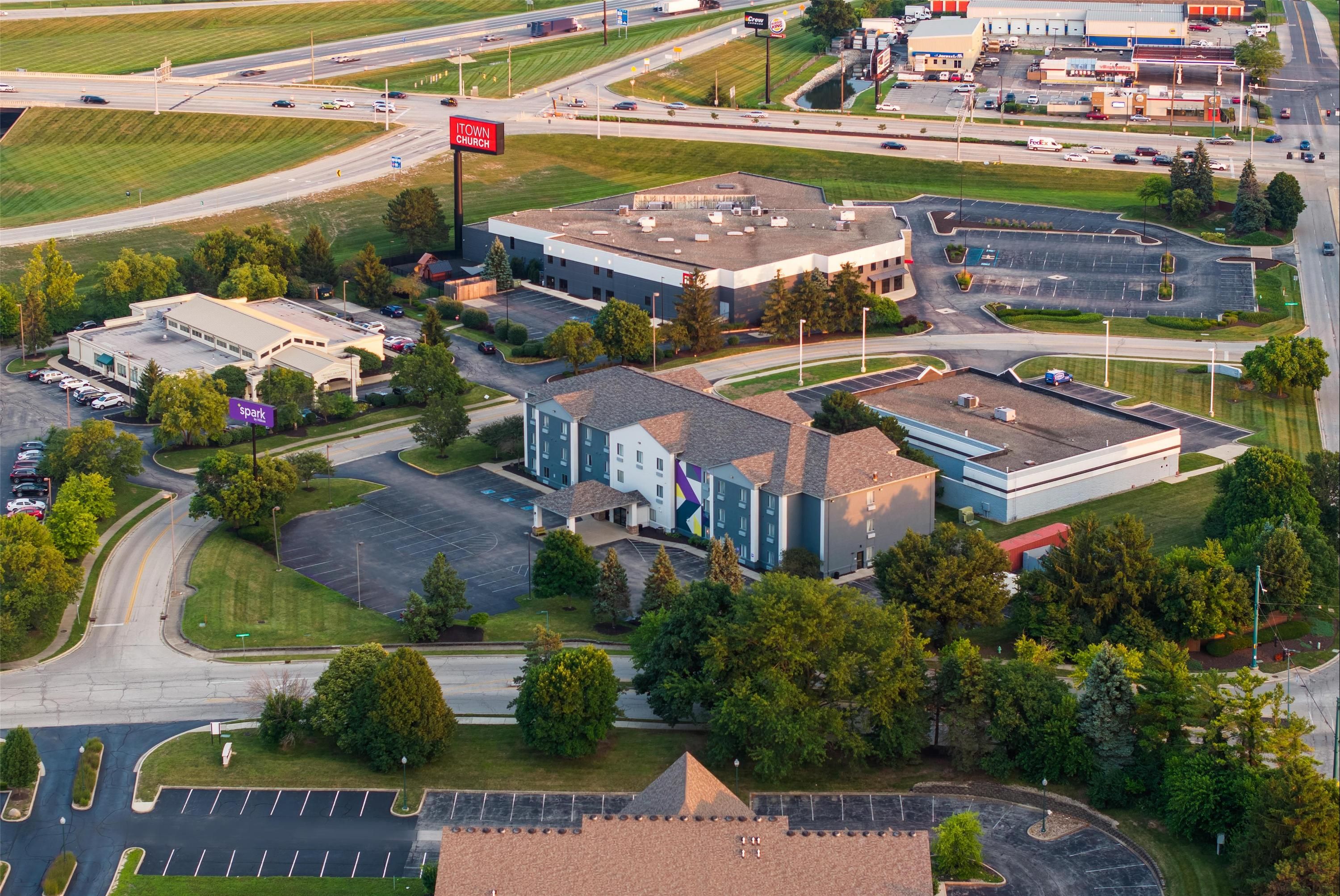Spark by Hilton Indianapolis Northeast Fishers - Fishers - Gebouw