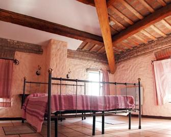 Agriturismo Novara - Ostellato - Schlafzimmer