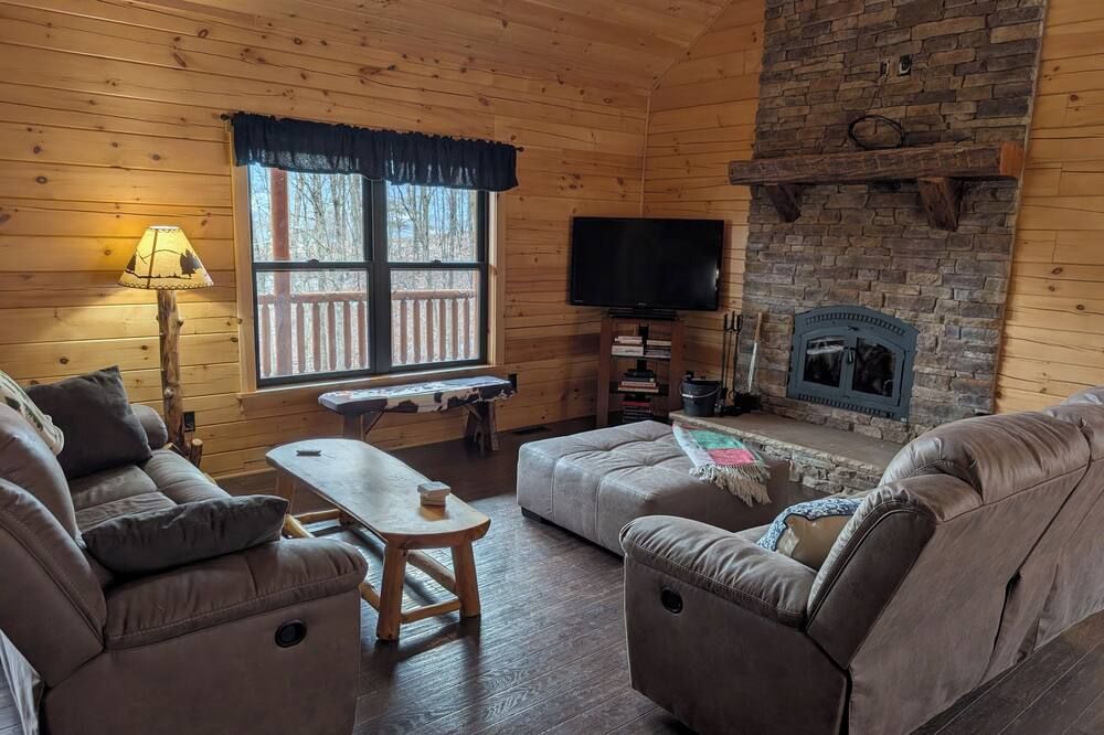 Warriors Rest - Serene 3-bedroom house in charming Mill Creek