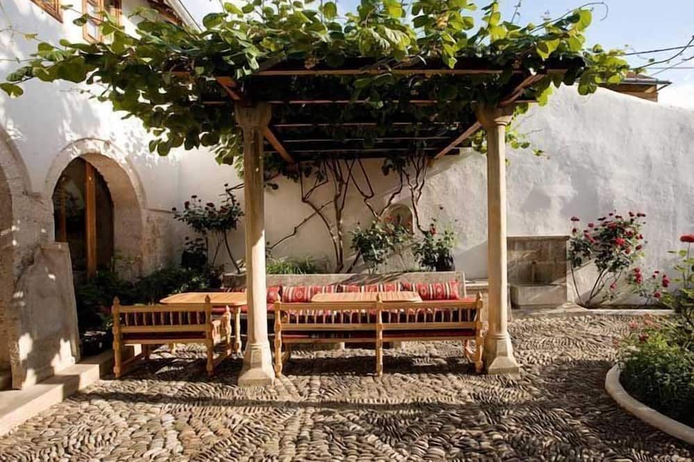 بوسنة ناشيونال مونومانت موسليبيغوفيتش هاوس