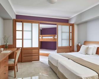 Esperides Beach Resort - Faliraki - Bedroom