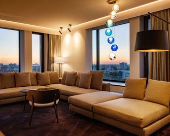 Andaz Munich Schwabinger Tor - a concept by Hyatt - מינכן - סלון