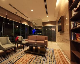 Trinidad Suites Johor, Trademark Collection by Wyndham - Johor Bahru - Reception