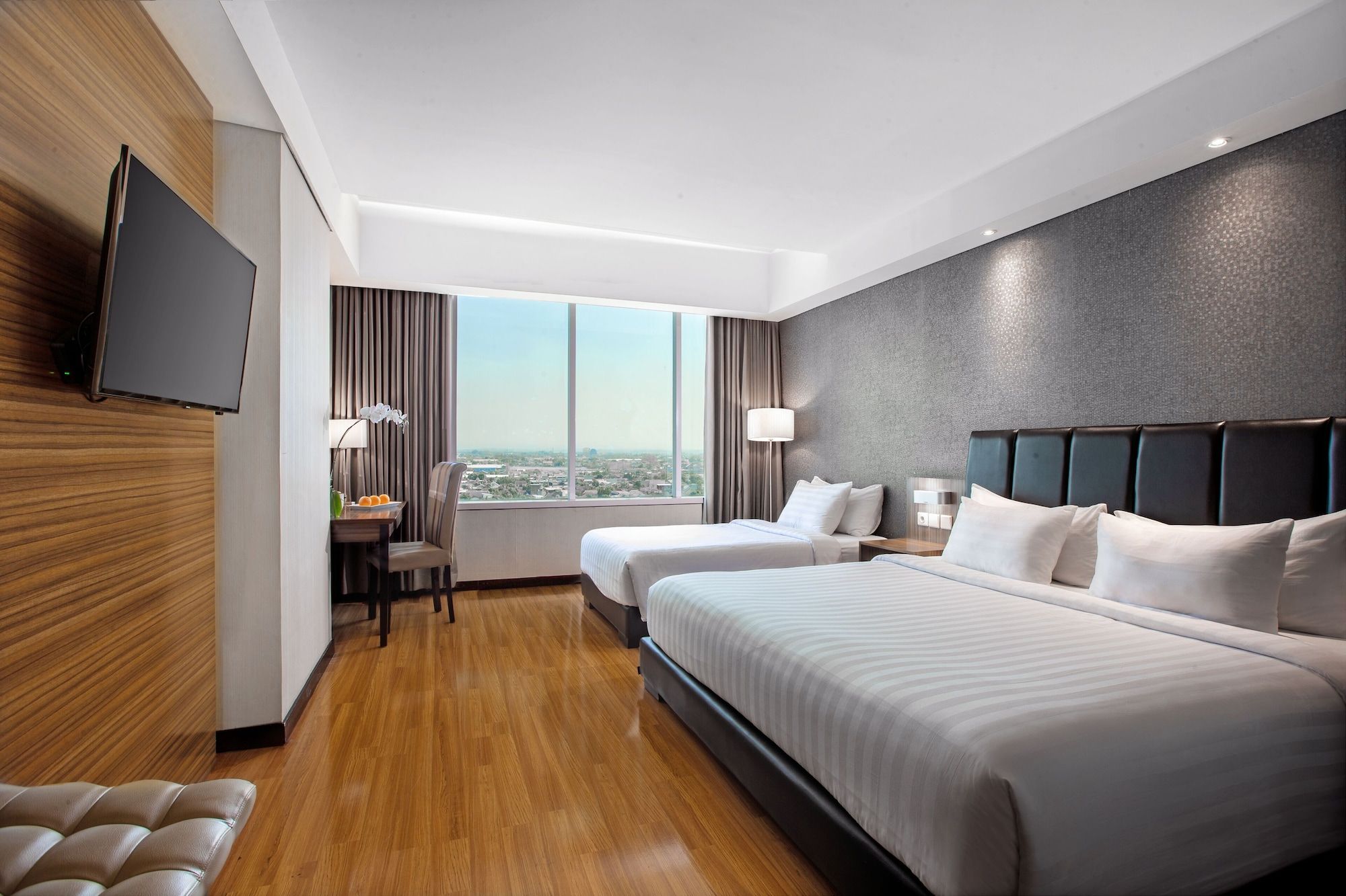 The Alana Hotel & Convention Center Solo By Aston - סורקטה - חדר שינה