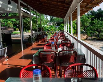 Vythiri Holiday Resort - Vythiri - Restaurant