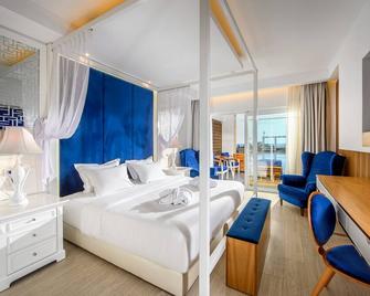 Minos Imperial Luxury Beach Resort & Spa Milatos - Milatos - Bedroom