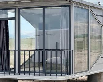 Lake glamping ik - Kadzhi-Say - Balcony