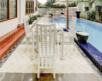 Hotel Tobana Pejaten House by Arba - Jakarta - Svømmebasseng
