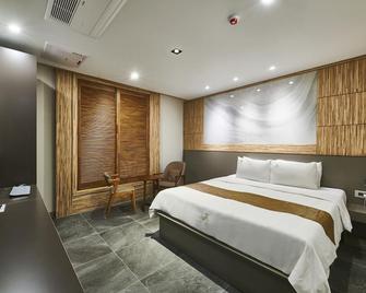 Aura Hotel - Ansan - Bedroom