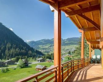 Les Pins - Apt 8 - Bo Immobilier - Châtel - Balkón