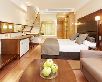 Insotel Fenicia Prestige Suites & Spa - סנטה אוולאריה דס ריו - חדר שינה