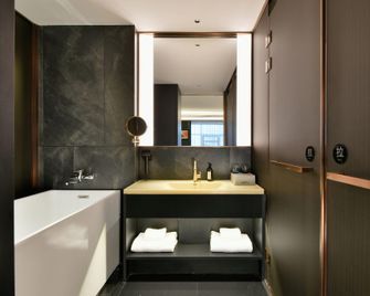 Meichen Luxury Hotel (Liuxiang Bell Tower Street Branch) - Taiyuan - Bedroom
